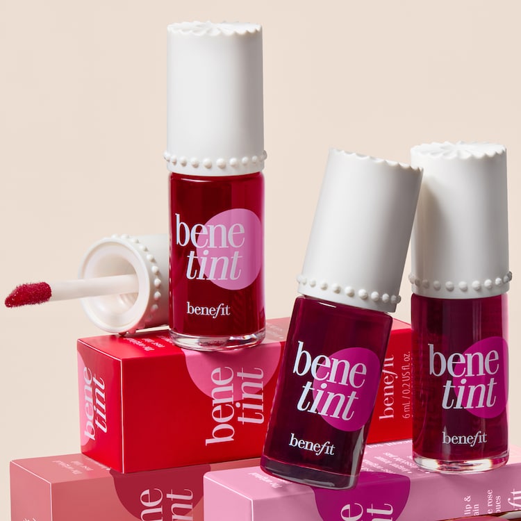 BENEFIT COSMETICS
Benetint "Dark Cherry"- blush liquide joues et lèvre 6ml