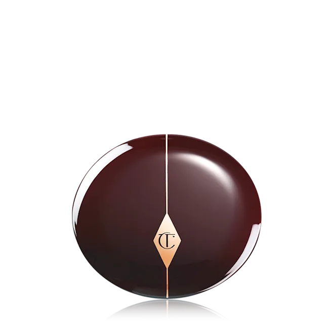 Charlotte Tilbury - CHEEK TO CHIC
Walk Of No Shame