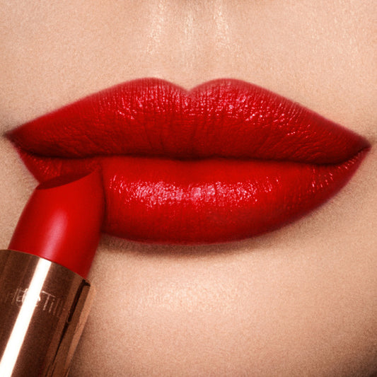 Charlotte Tilbury K.I.S.S.I.N.G
SO RED tropchic