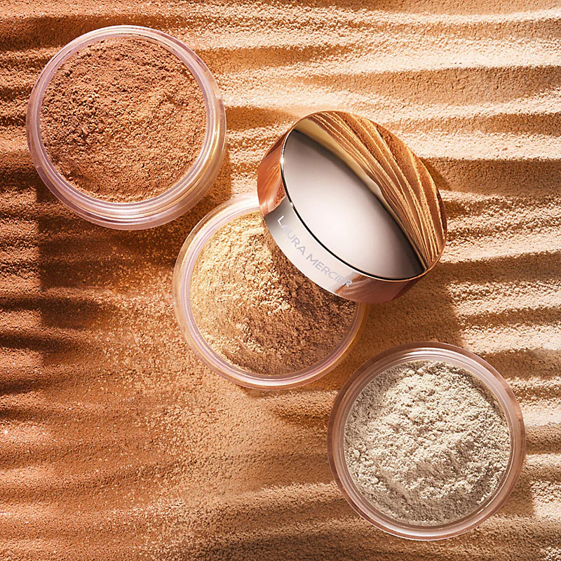 Laura Mercier Translucent Loose Setting Powder Light Catcher tropchic