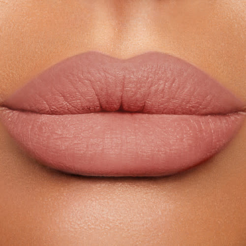 LIP CHEAT
PILLOW TALK Charlotte Tilbury tropchic