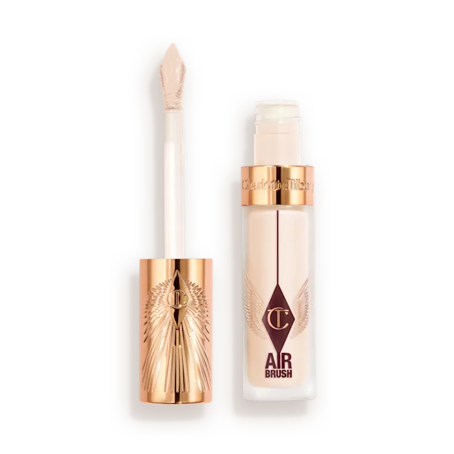 CHARLOTTE TILBURY
Airbrush Flawless Blur Concealer – Correcteur hydratant longue durée "3 Clair"