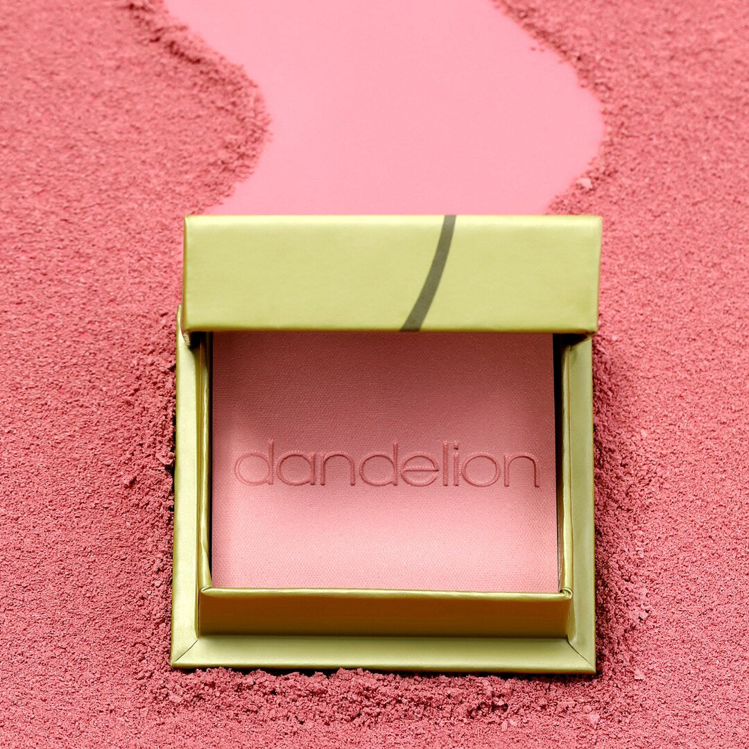 BENEFIT COSMETICS Dandelion Blush éclat rose clair (format standard)