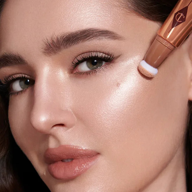 CHARLOTTE TILBURY BEAUTY LIGHT WAND SPOTLIGHT
