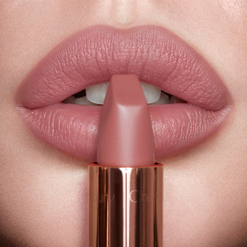 Charlotte Tilbury Matte Révolution PILLOW TAlK tropchic