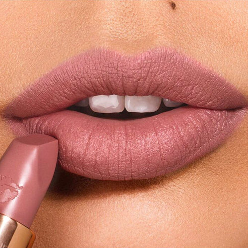 Charlotte Tilbury MATTE RÉVOLUTION VERY VICTORIA tropchic