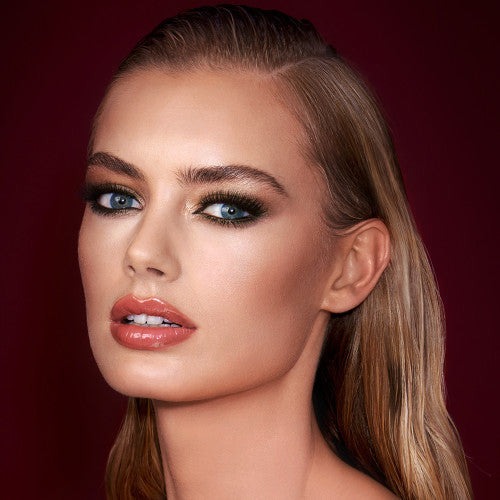 CHEEK TO CHIC FIRST LOVE Charlotte Tilbury tropchic